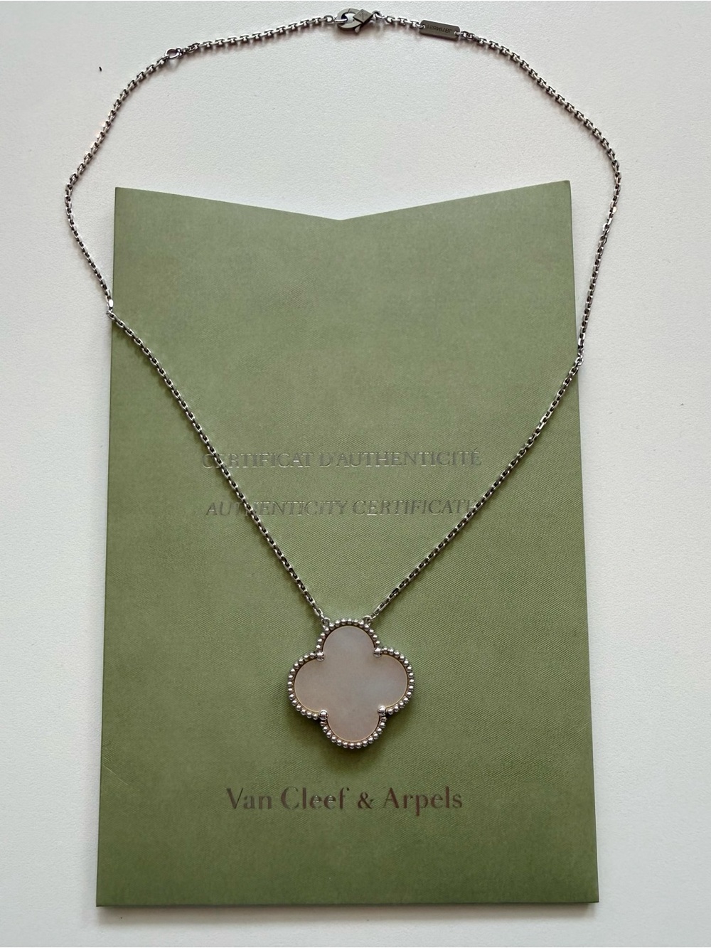 Van Cleef & Arpels necklace, MAGIC ALHAMBRA PENDANT, MOTHER-OF-PEARL